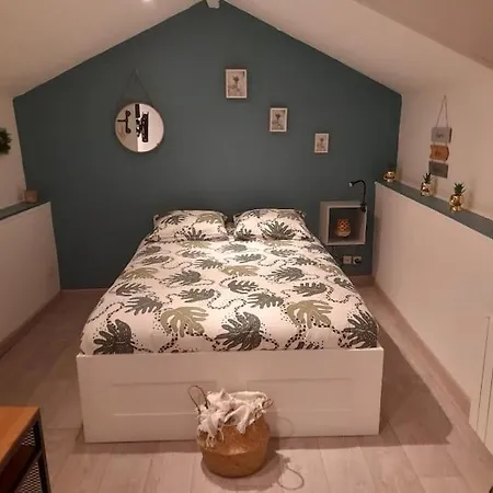 Petite Maison Villageoise Moulineaux